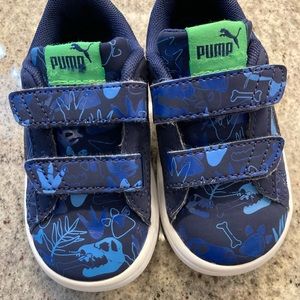 Toddler size 6 Dino pumas
